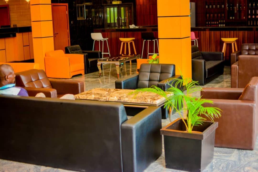 Wetland Hotel Ughelli Zewnętrze zdjęcie